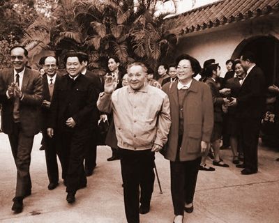 中国领导人服饰变迁