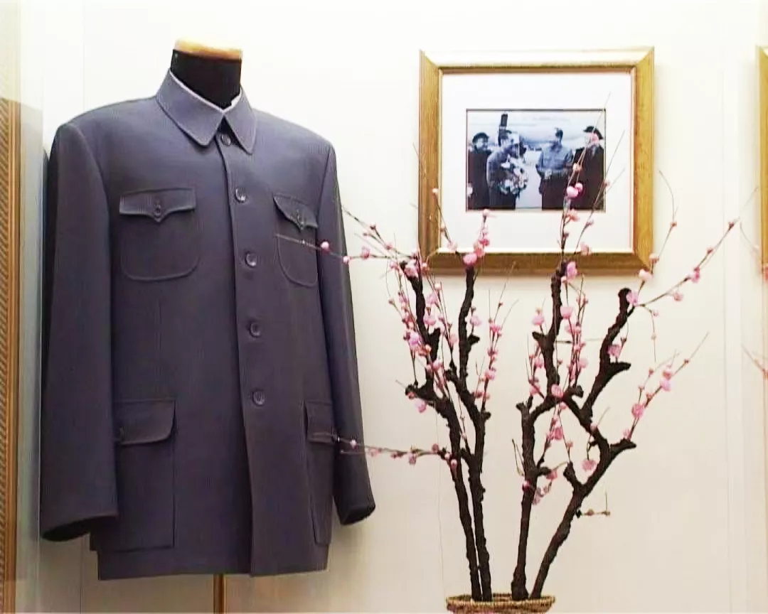 (转发)中国应该有自己着装的立意和立言——徐贻聪