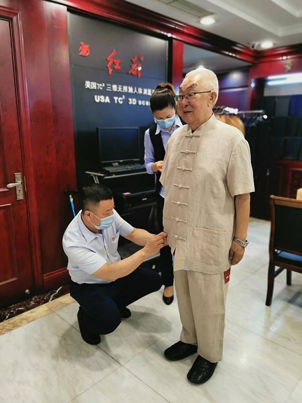 弘扬中国文化 服装见证友谊——红色记忆亲历者特展外交官活动纪实 配图8
